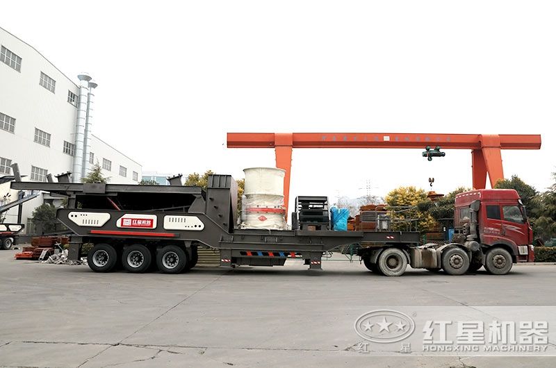 圓錐式移動磕石機，硬石中細碎不用愁