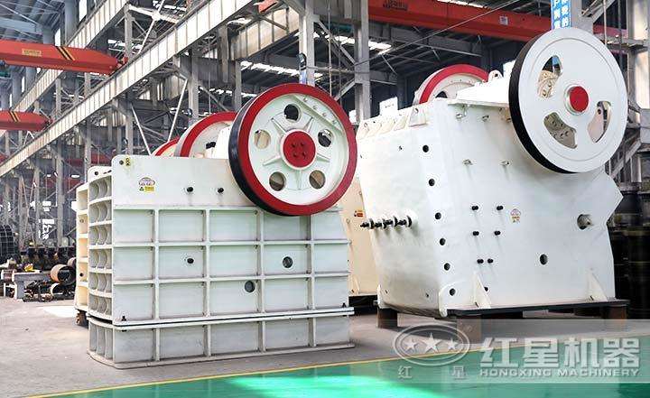 1060系列顎破機(jī)，時(shí)產(chǎn)量110-390噸