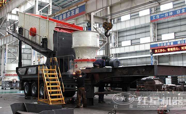 單缸圓錐移動破碎機(jī),層壓破碎,可自動調(diào)節(jié)出料粒度 單缸圓錐移動破碎機(jī),層壓破碎,可自動調(diào)節(jié)出料粒度