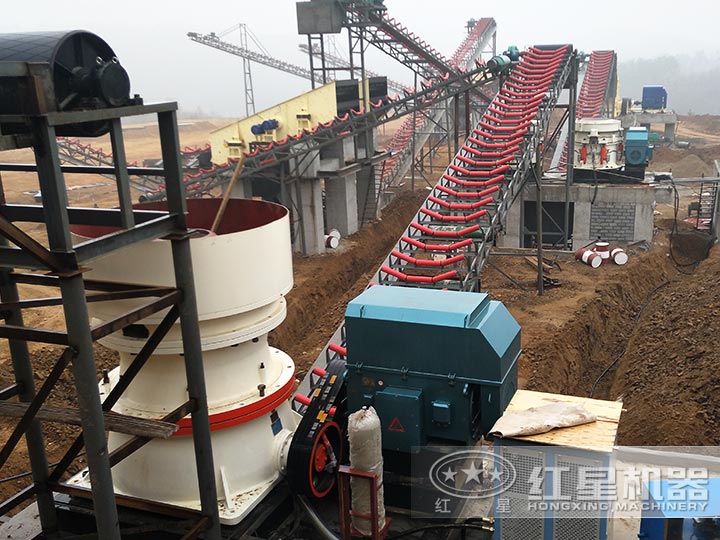 某年產30萬花崗巖制砂生產線現場 某年產30萬花崗巖制砂生產線現場