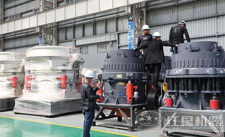 全液壓圓錐破碎機(jī)，液壓過載保護(hù)裝置，自動調(diào)節(jié)出料粒度