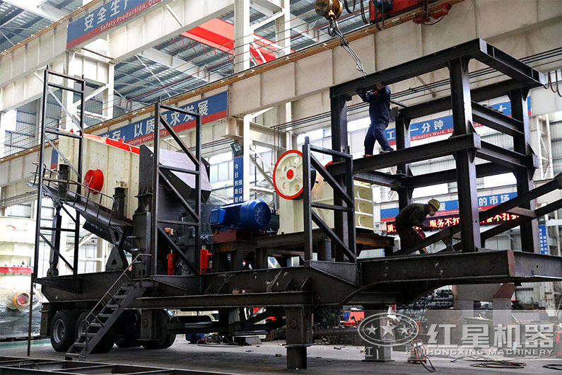 移動(dòng)系列8小時(shí)生產(chǎn)8千方沙石子生產(chǎn)線 移動(dòng)系列8小時(shí)生產(chǎn)8千方沙石子生產(chǎn)線