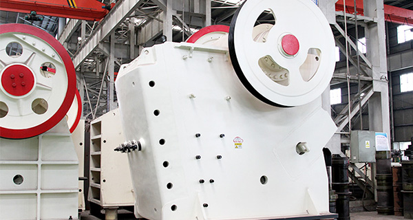 鐵礦石一段粗碎用的1200*1500顎破機多少錢?產量是多少? 鐵礦石一段粗碎用的1200*1500顎破機多少錢?產量是多少?