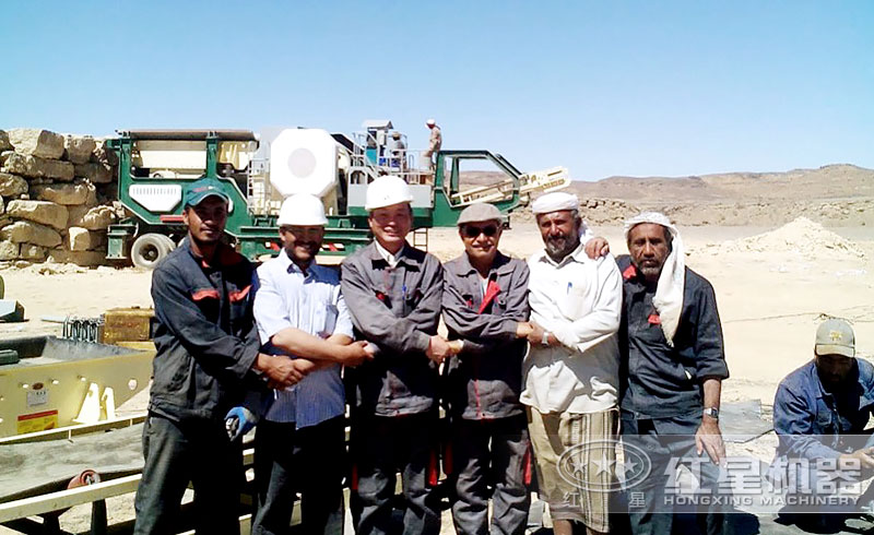 時(shí)產(chǎn)500噸的固定機(jī)制砂石骨料生產(chǎn)線現(xiàn)場(chǎng) 時(shí)產(chǎn)500噸的固定機(jī)制砂石骨料生產(chǎn)線現(xiàn)場(chǎng)