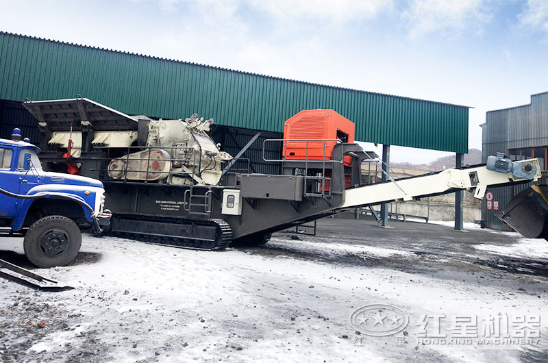 移動式煤炭破碎機圖片，俄羅斯客戶現場