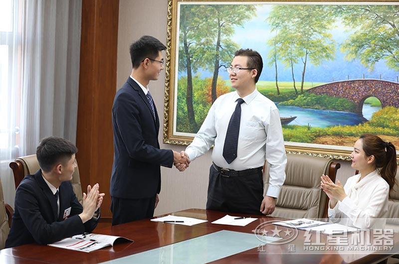 客戶來廠實地考察，簽訂合同 