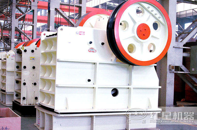 鄂式破碎機成品圖 鄂式破碎機成品圖