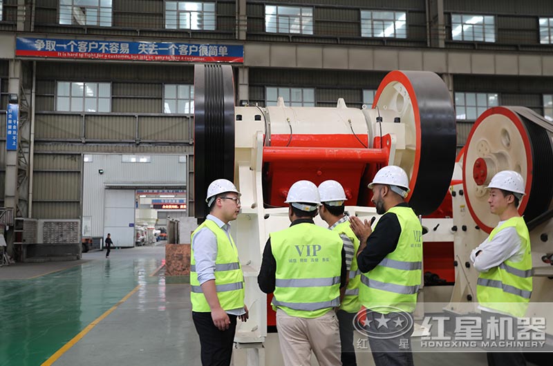 客戶來廠參觀,制定生產方案 客戶來廠參觀,制定生產方案