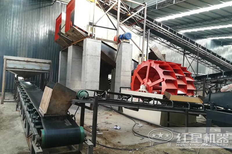 小型洗砂機(jī)作業(yè)現(xiàn)場圖片 小型洗砂機(jī)作業(yè)現(xiàn)場圖片