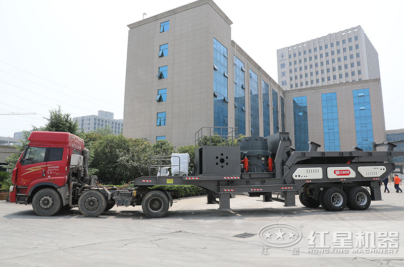 可移動小型碎石機械設備直接開往客戶現場 可移動小型碎石機械設備直接開往客戶現場