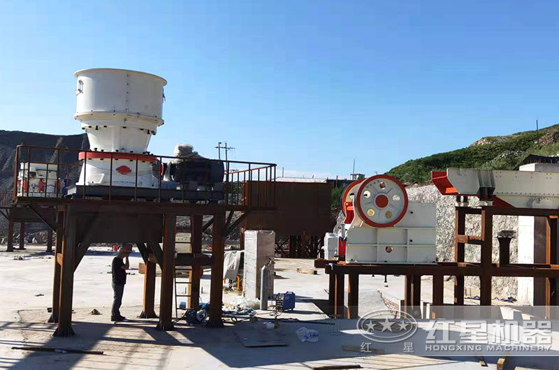 東北客戶石子生產(chǎn)線現(xiàn)場 東北客戶石子生產(chǎn)線現(xiàn)場