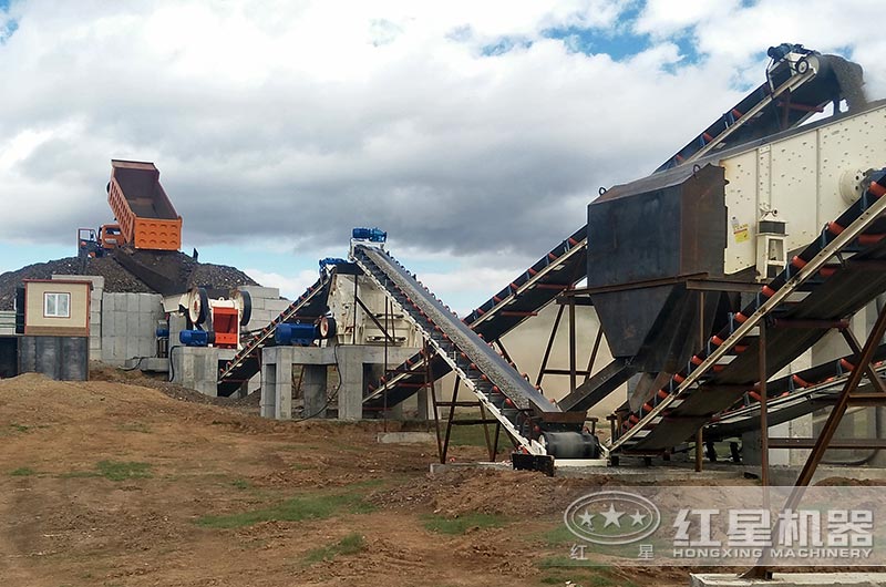 煤矸石破碎生產線實拍圖 煤矸石破碎生產線實拍圖
