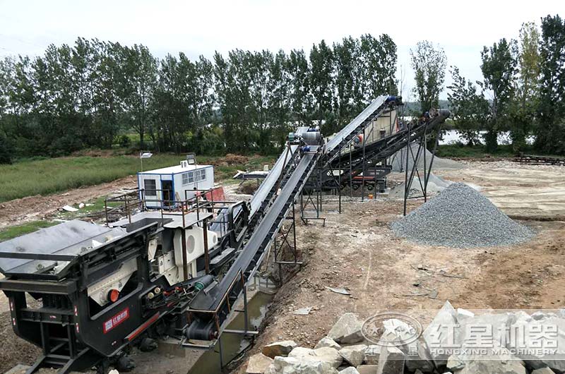 圓錐式移動破碎站工作現(xiàn)場圖片 圓錐式移動破碎站工作現(xiàn)場圖片