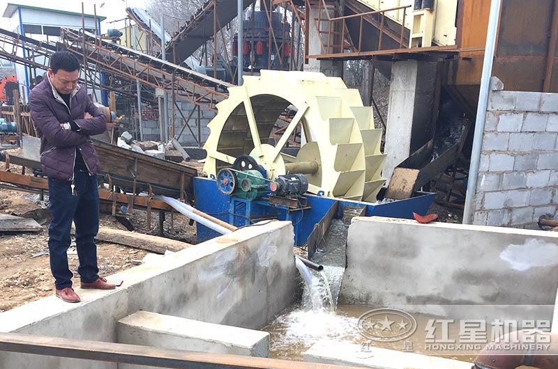 砂石廠洗沙機(jī)生產(chǎn)現(xiàn)場 砂石廠洗沙機(jī)生產(chǎn)現(xiàn)場