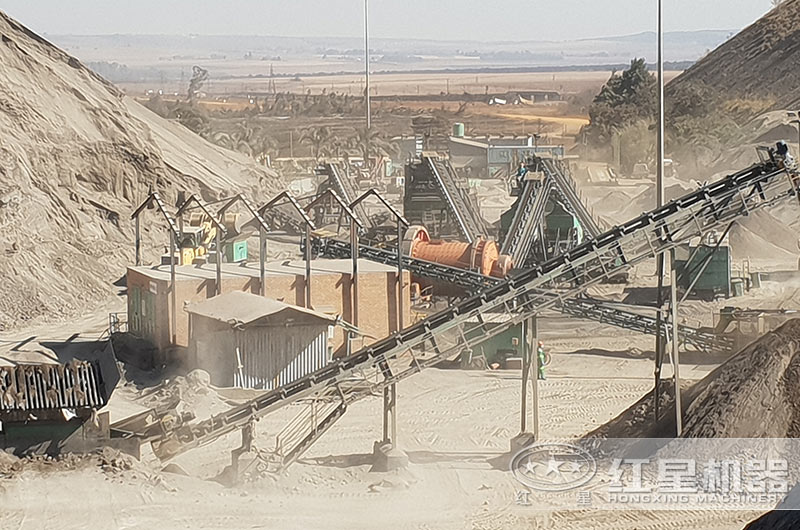 球磨機(jī)作業(yè)現(xiàn)場(chǎng) 球磨機(jī)作業(yè)現(xiàn)場(chǎng)