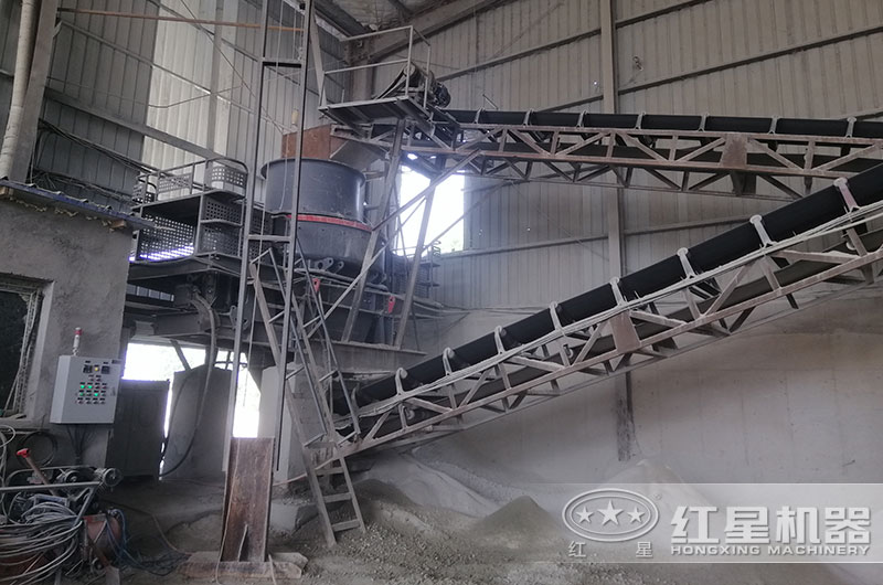 沖擊式制砂機加工現(xiàn)場 沖擊式制砂機加工現(xiàn)場
