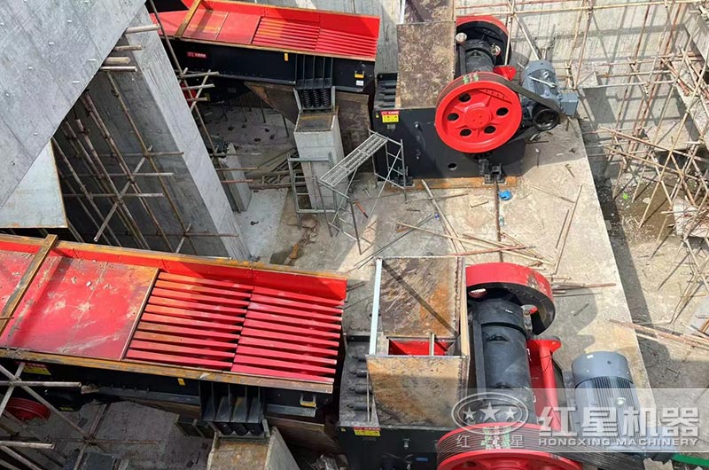 鄂式破碎機破碎現場 鄂式破碎機破碎現場