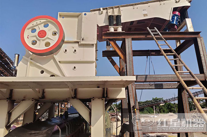 大產量石塊粉碎機現場 大產量石塊粉碎機現場