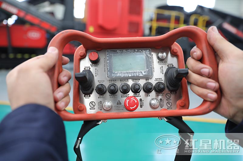 移動破碎機機遙控