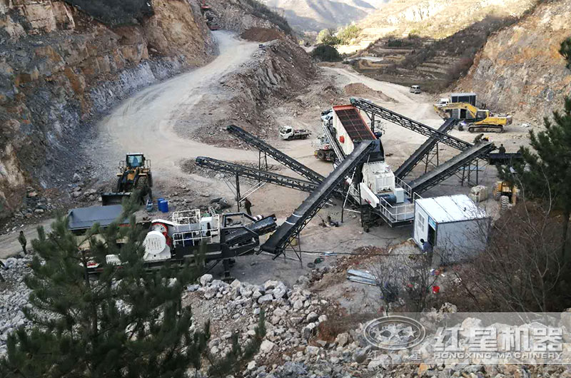 移動碎石機生產現場 移動碎石機生產現場